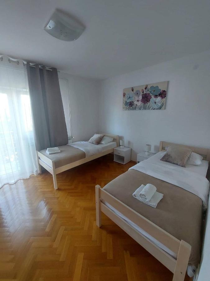 Dream Lägenhet Otočac Exteriör bild