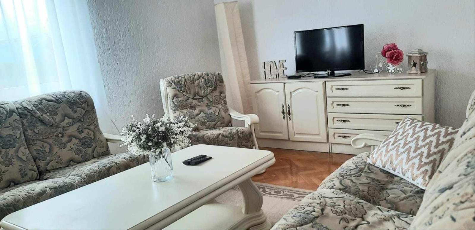 Dream Lägenhet Otočac Exteriör bild